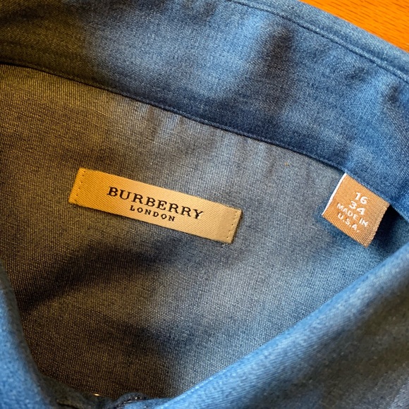 NWOT Men’s Burberry Jean button down 16/34 - Picture 5 of 7